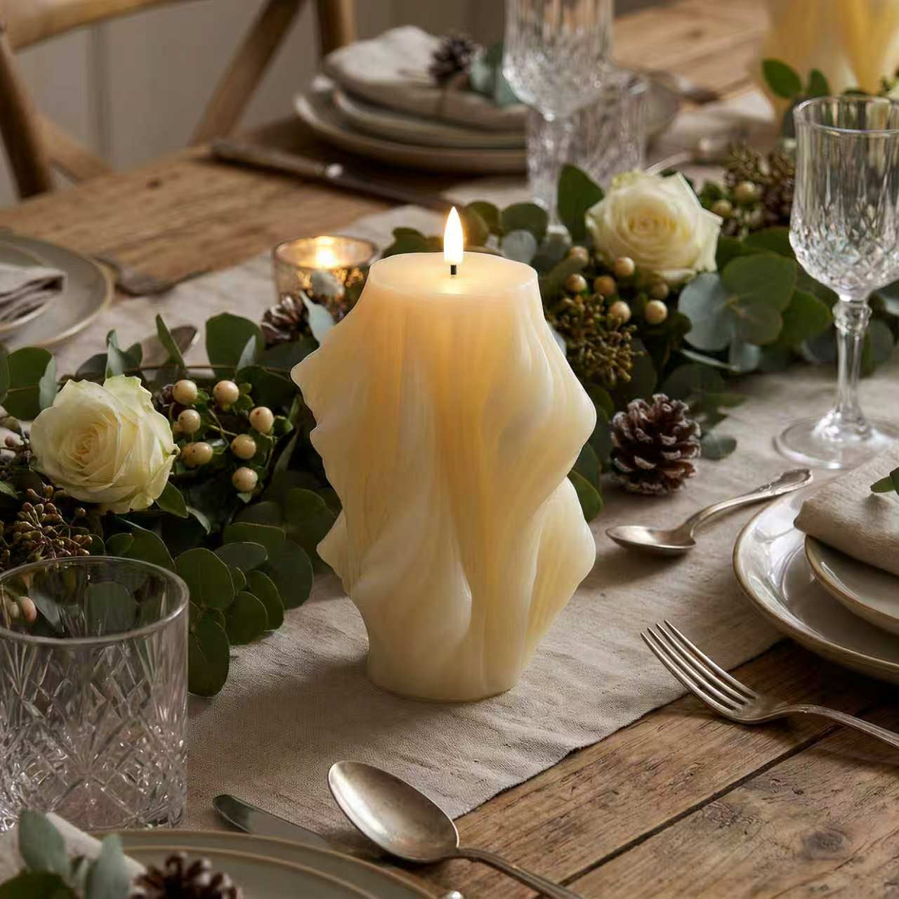 Ambira Sculptural - Set of 2